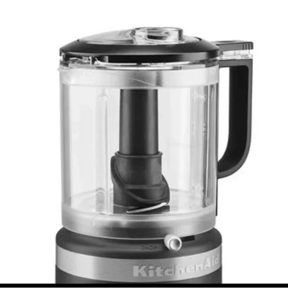 Brand New KitchenAid 5-Cups Food Chopper Contour Silver KFC0516BM (1Pc)